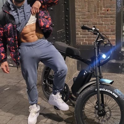 musclemaster26's profile picture