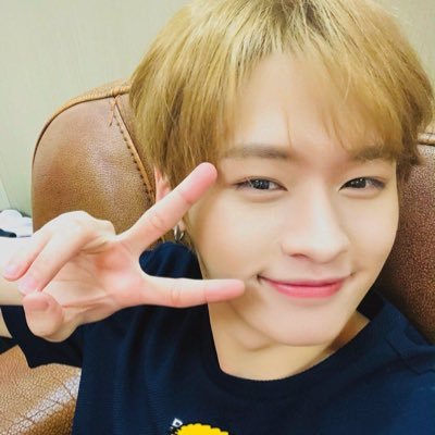 뚀's profile picture