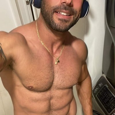 Simon861110's profile picture