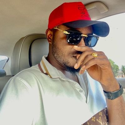 Semi god.'s profile picture