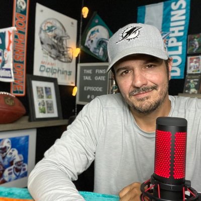 El Capitan (Chris) The Fins Tail Gate's profile picture