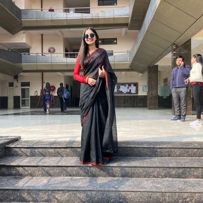 nandiniv007's profile picture