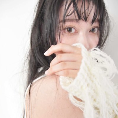 絢's profile picture