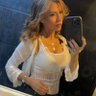 Leticia Bluee 的头像