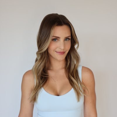 elleleonard's profile picture