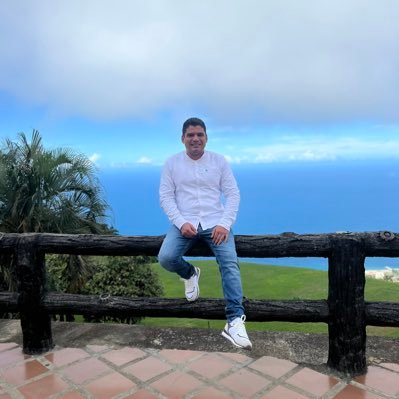Miguel Santana ✍️'s profile picture