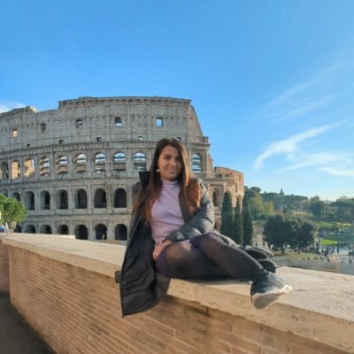 Mirna Reyes's profile picture