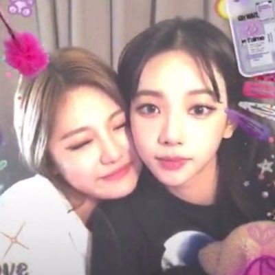 kariningarchive's profile picture