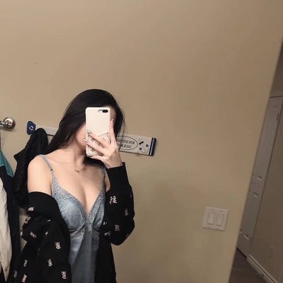 gongxifacaizv's profile picture