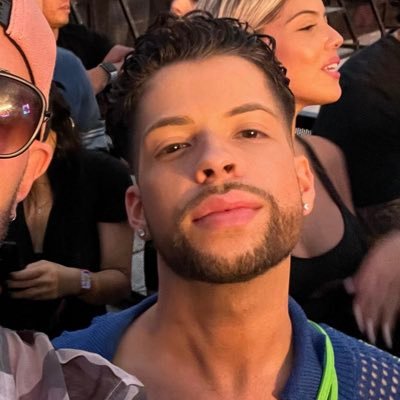 messianagrande's profile picture