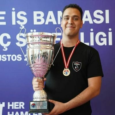 Deniz Özen's profile picture