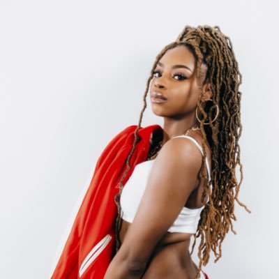 TheRealAlika's profile picture
