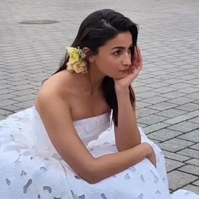 hourly Alia's profile picture