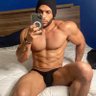 Gian profil fotoğrafı
