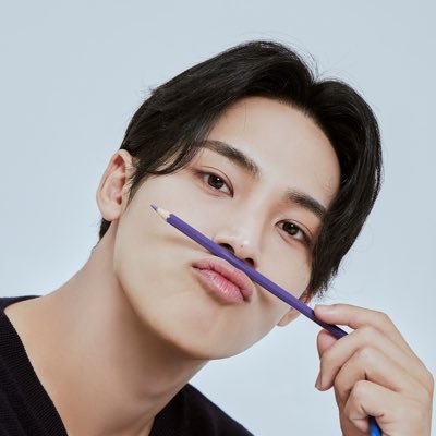 𝑪𝒐𝒍𝒐𝒓 𝒊𝒏's profile picture