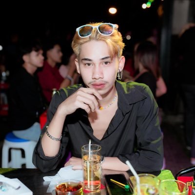 Lay_45's profile picture