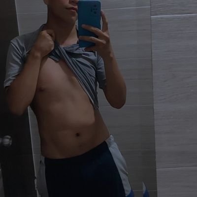 lullao18's profile picture