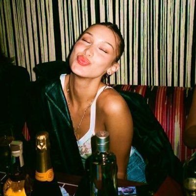 milena's profile picture