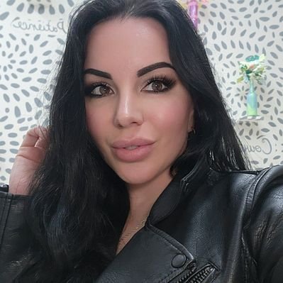 AlexandraSnowX's profile picture