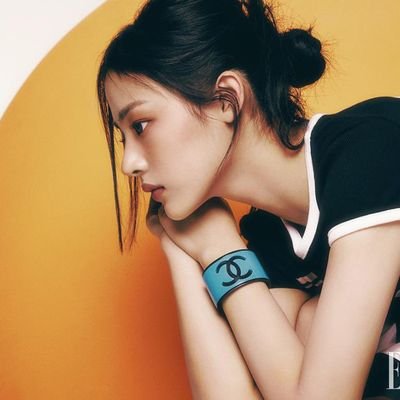 MINJI CENTRAL's profile picture