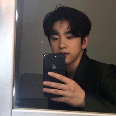 khris's profile picture