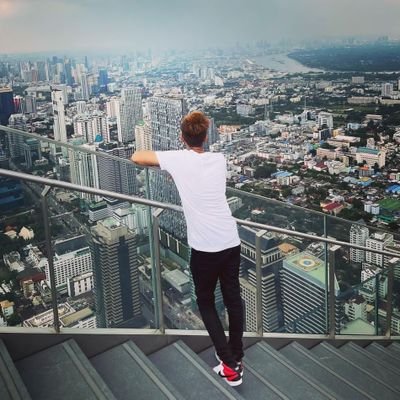 fix Apple 🍏's profile picture