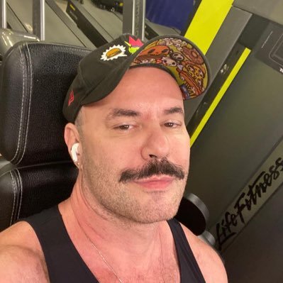 nestorchiesse's profile picture