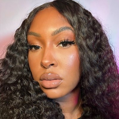 Monique M's profile picture