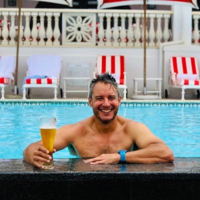 derekalberts1's profile picture