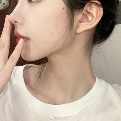 AnikaLeota's profile picture