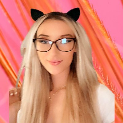 Alleesi_'s profile picture