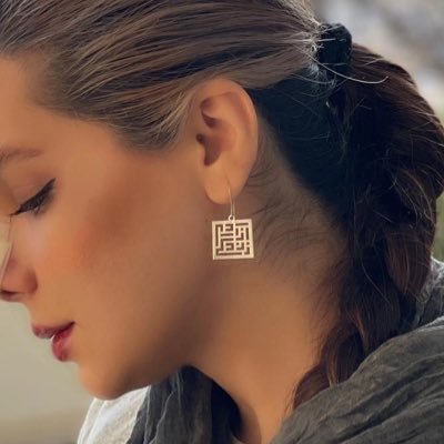 KaramiSamira's profile picture
