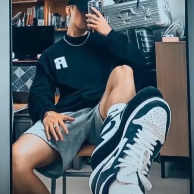 sss1sjb1s's profile picture