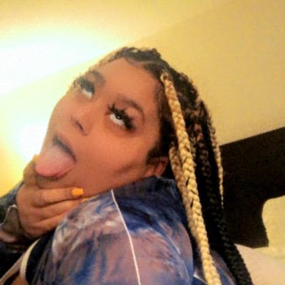 lapoohhoneyii's profile picture