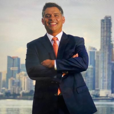 BebyValderrama's profile picture