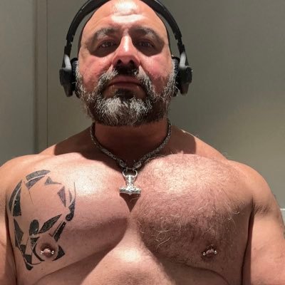 henry's profile picture