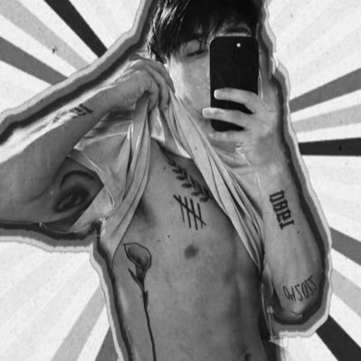 Sie7ekev7's profile picture