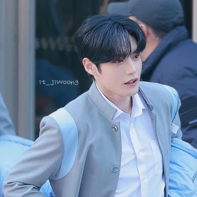 ❺⓿ᑎᑌᑎᗩ's profile picture