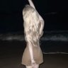 困's profile picture