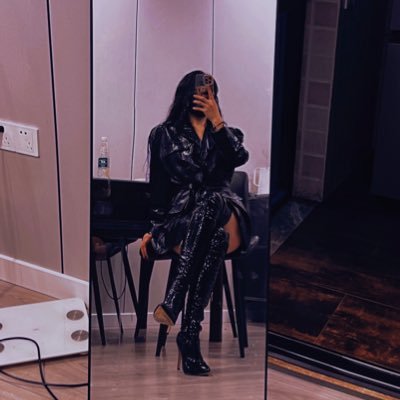 Lyy8833's profile picture