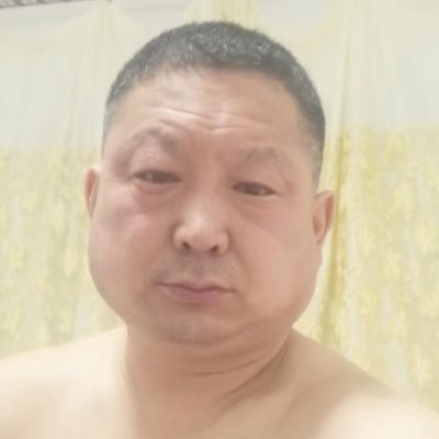 892129000_qq's profile picture