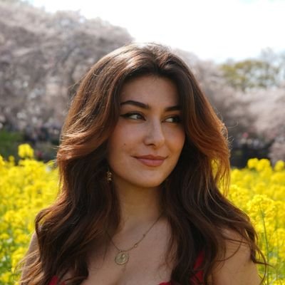 Elora 🌙's profile picture