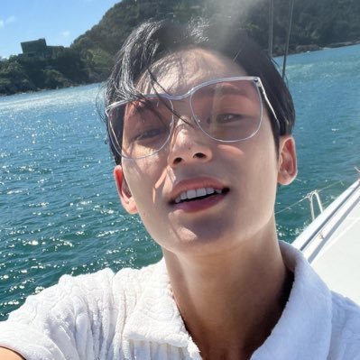 뀨🌊's profile picture