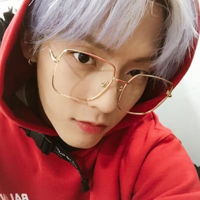 redhutasquirrel's profile picture