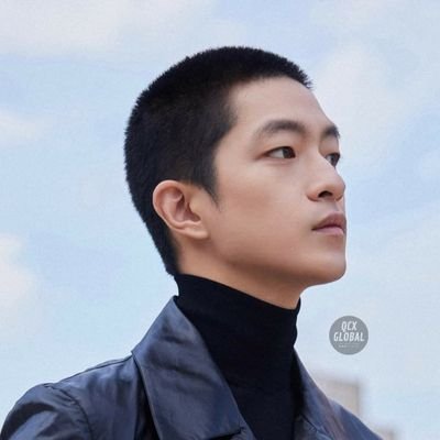 Qu Chu Xiao (屈楚萧) Global's profile picture