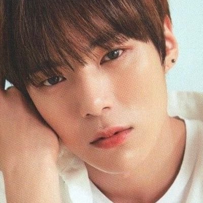 로라و ̑̑'s profile picture