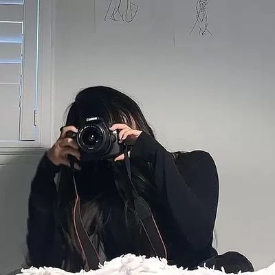윤지's profile picture