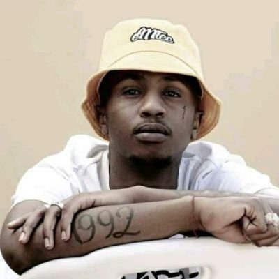 eMteeHustleGang's profile picture