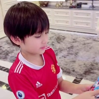DB82358's profile picture