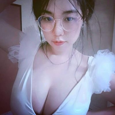 น้องแว่นแน่นทุกส่วน 💚🐷's profile picture